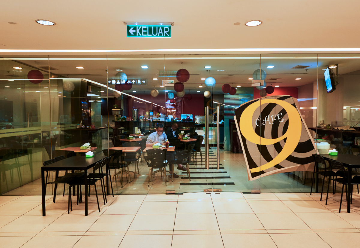 Café 9